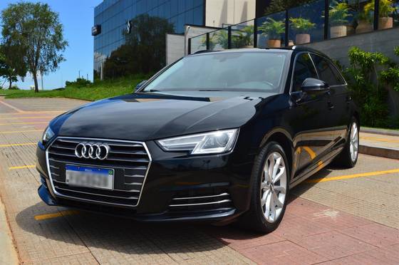 AUDI A4 2.0 TFSI AMBIENTE AVANT GASOLINA 4P S TRONIC